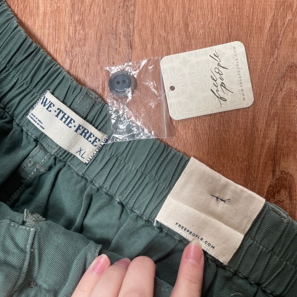 We The Free People Ridley Wide Leg Barrel Pants XL Oversized Slouchy Green NWT # - Picture 3 of 9